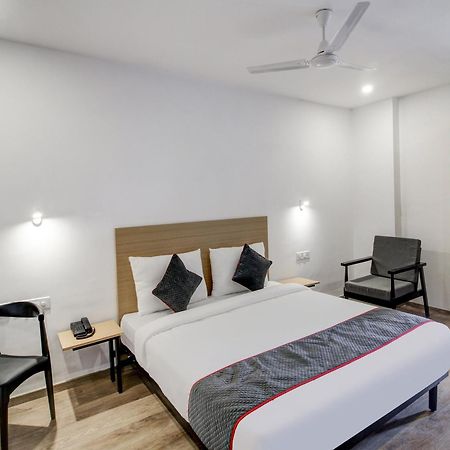 Super Townhouse Rcc Majestic 397 Lb Nagar Hotel Haidarábád Kültér fotó