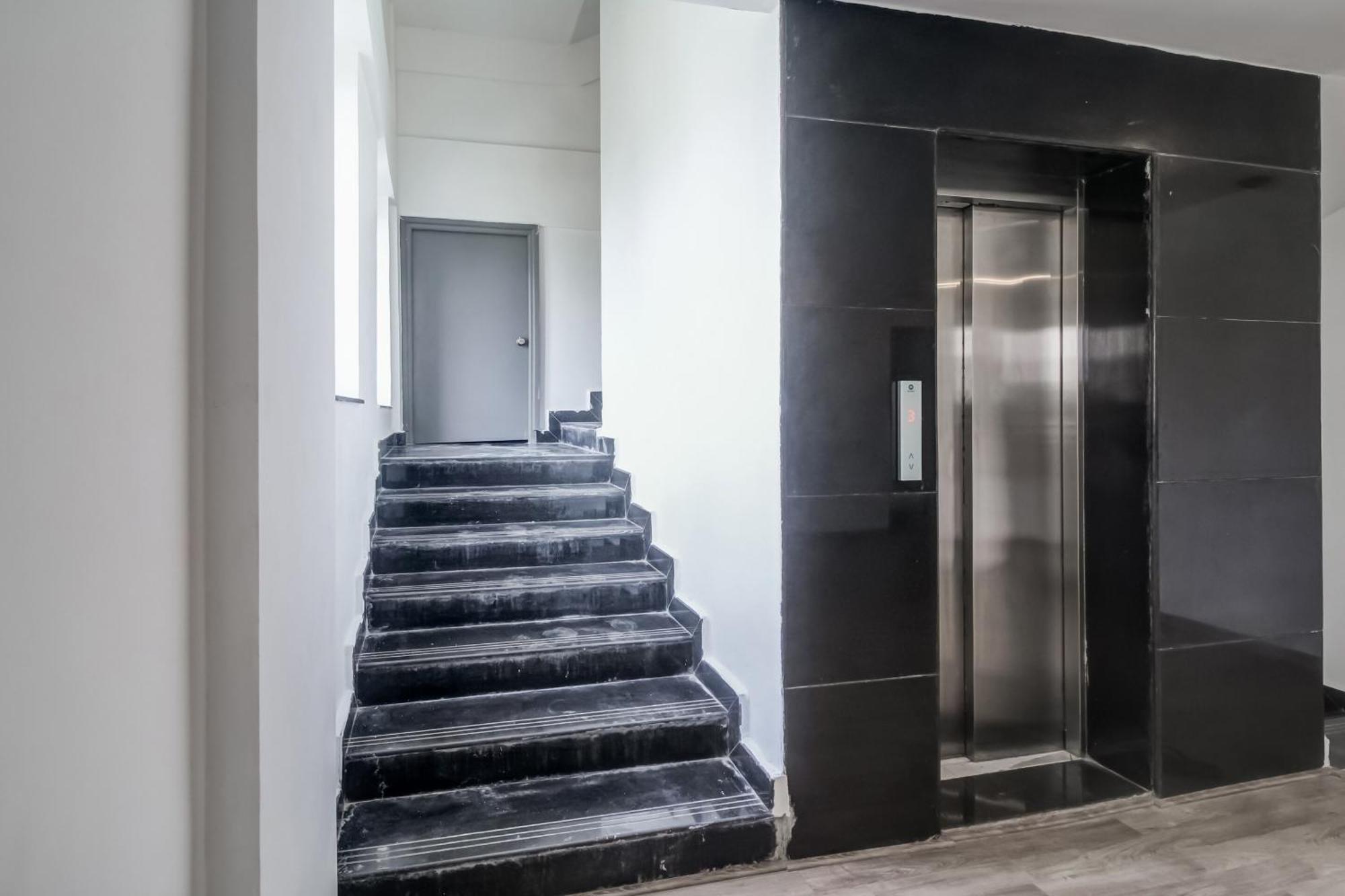 Super Townhouse Rcc Majestic 397 Lb Nagar Hotel Haidarábád Kültér fotó