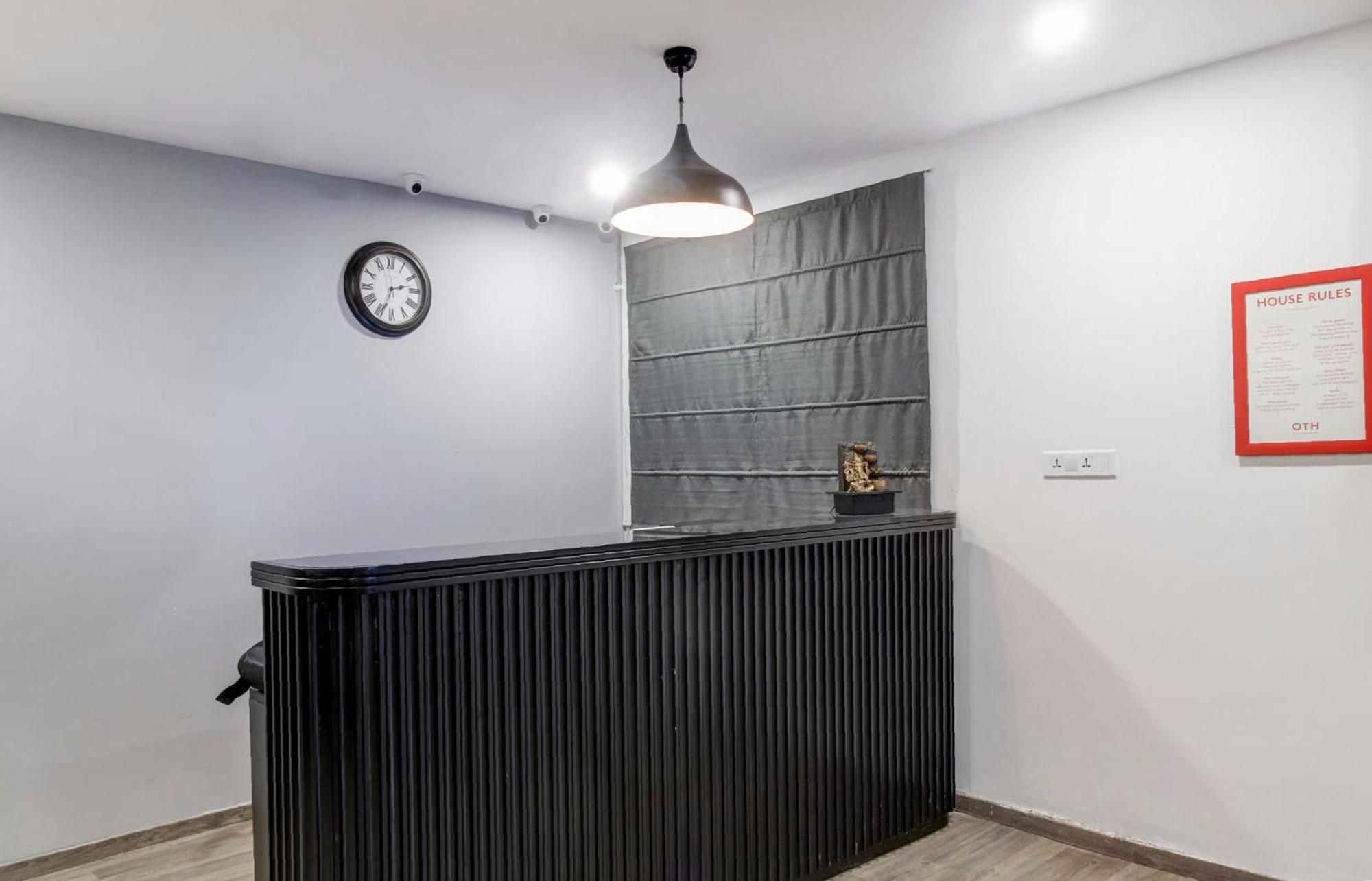 Super Townhouse Rcc Majestic 397 Lb Nagar Hotel Haidarábád Kültér fotó